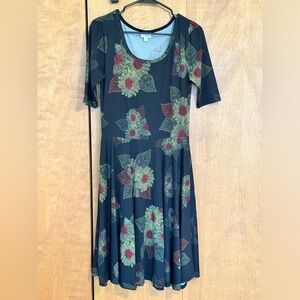 LuLaRoe EUC size L black floral Nicole dress